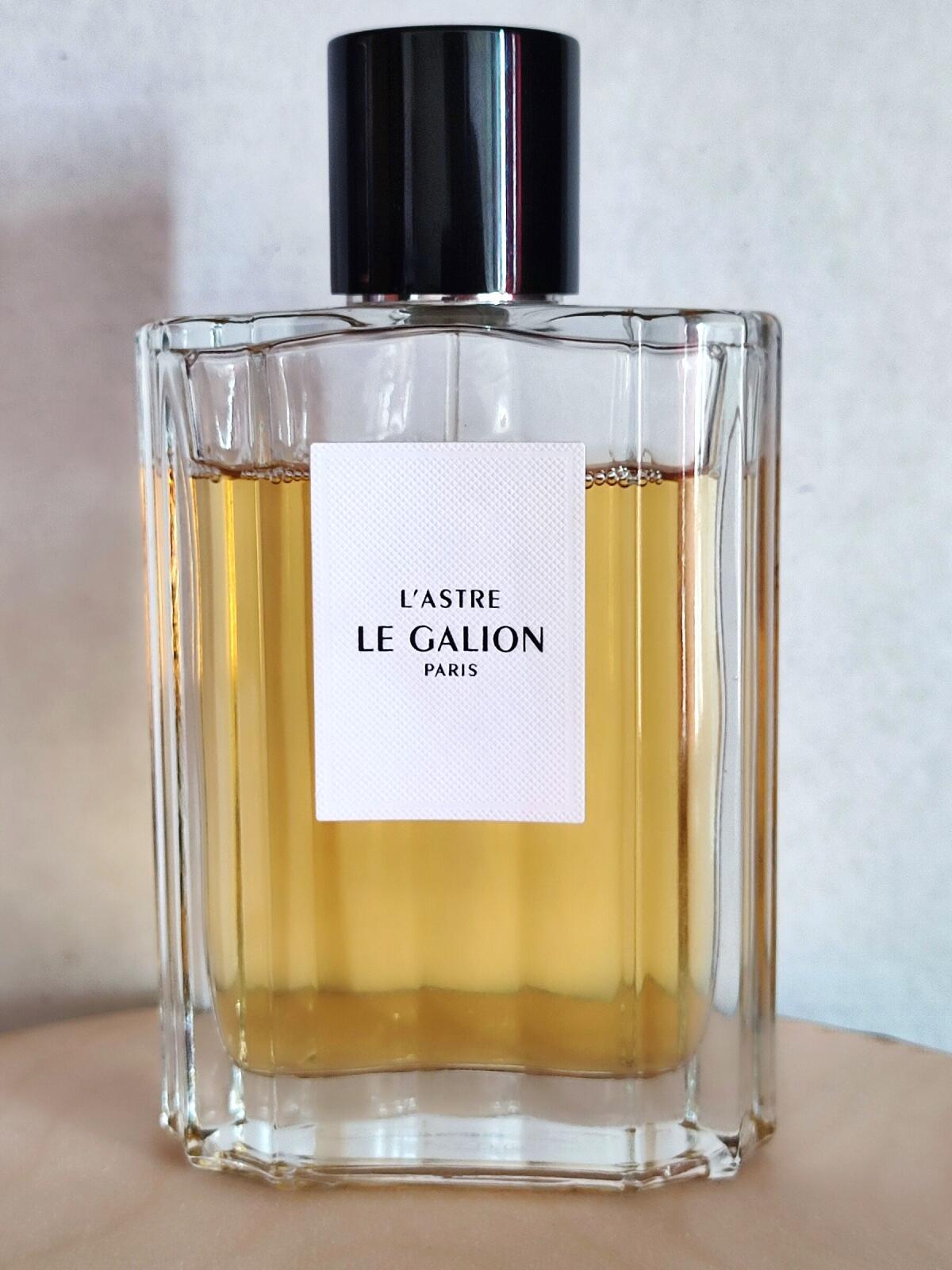 عطر ادکلن لاستر لو گالیون - L'Astre Le Galion - بررسی، قیمت و خرید