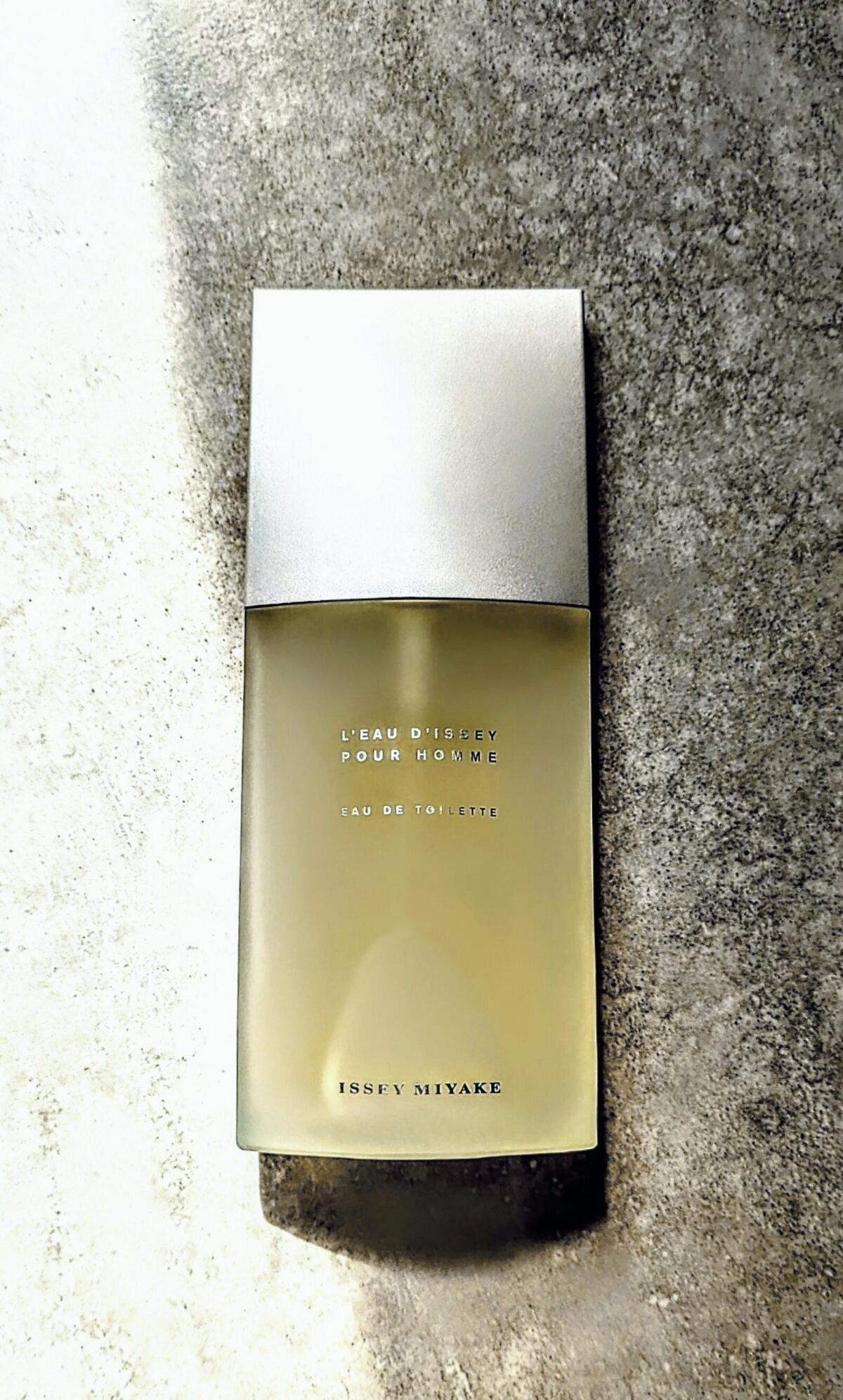 عطر ادکلن لو د ایسه پور هوم ایسه میاکه - L'Eau d'Issey Pour Homme Issey Miyake - بررسی، قیمت و خرید