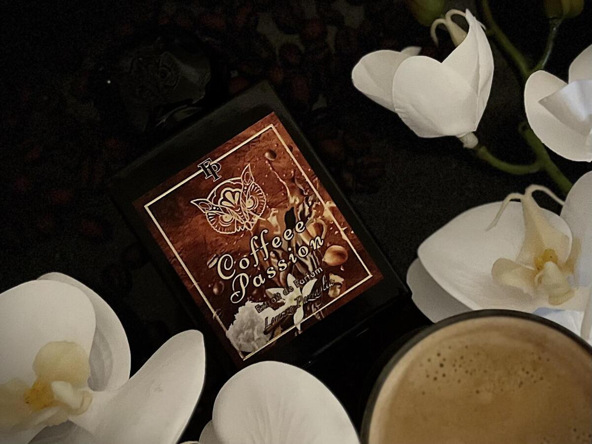 عطر ادکلن کافی پشن لورنتزو پازاتزلیا - Coffeee Passion Lorenzo Pazzaglia - بررسی، قیمت و خرید