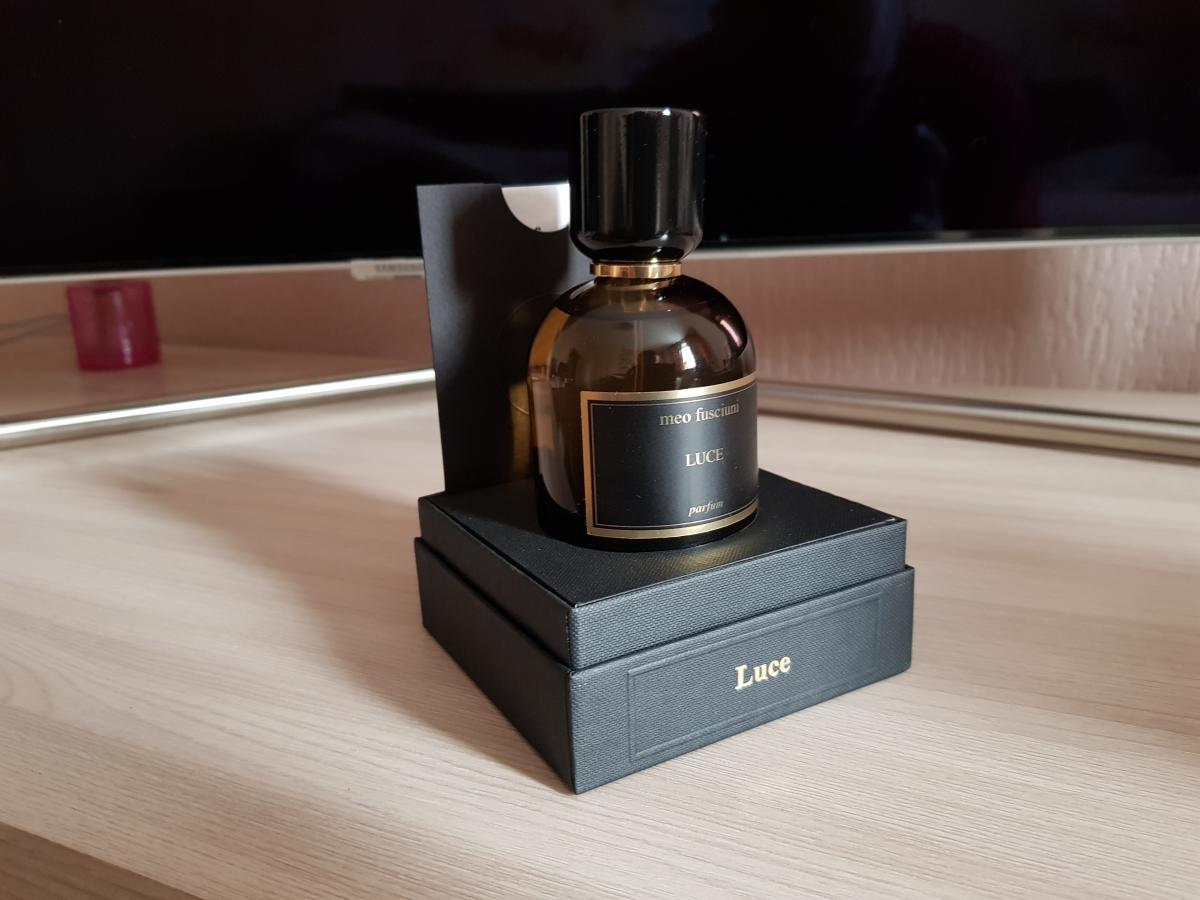 عطر ادکلن لوس میو فوشیونی - Luce Meo Fusciuni - بررسی، قیمت و خرید