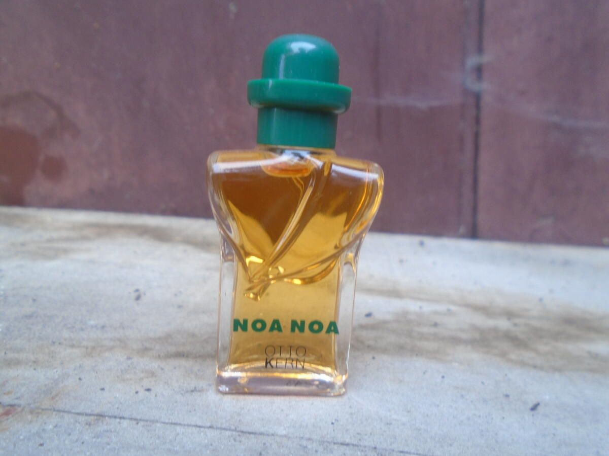 عطر ادکلن نوا نوا اوتو کرن - Noa Noa Otto Kern - بررسی، قیمت و خرید