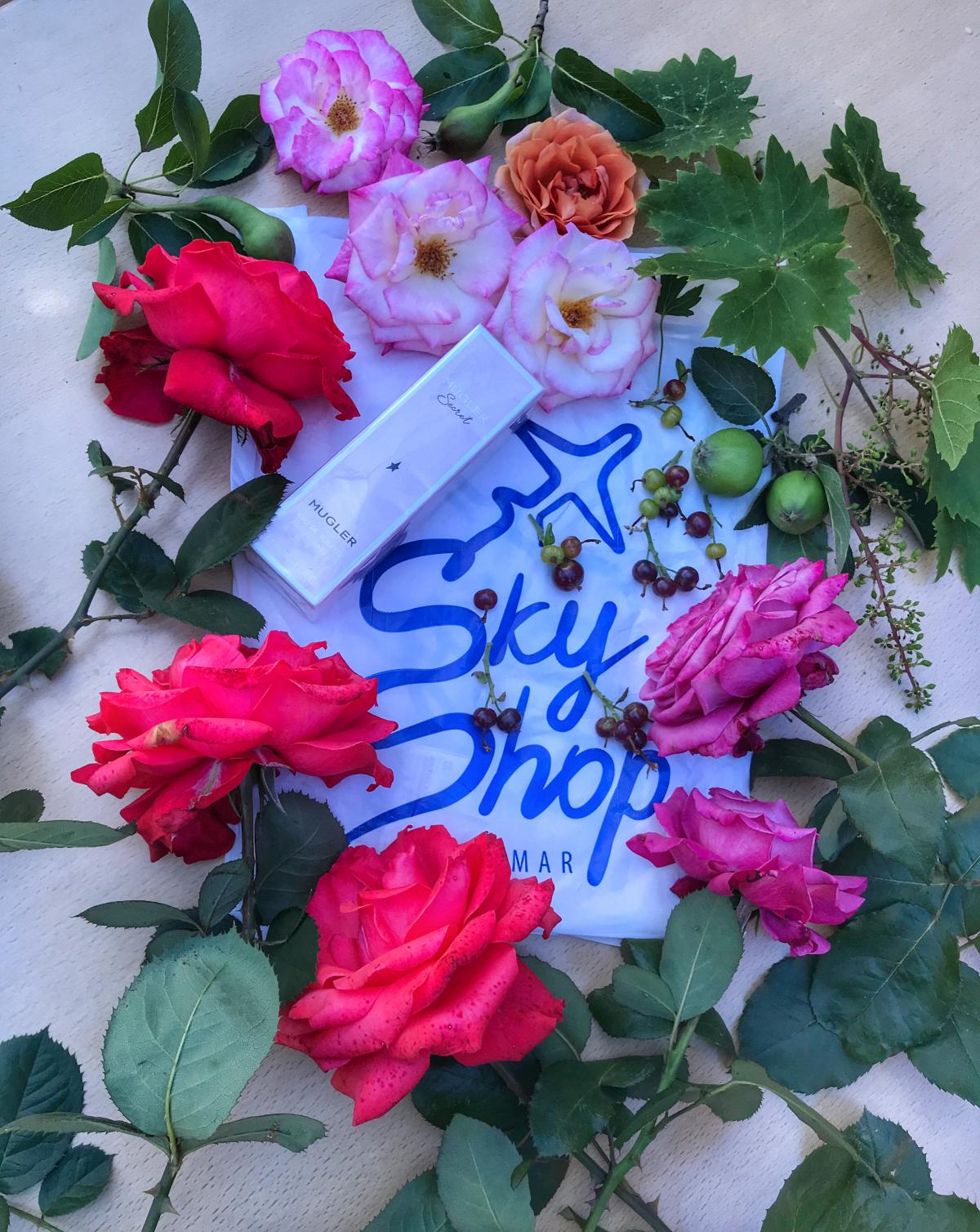 عطر ادکلن سیکرت ا دو تویلت موگلر - Secret Eau de Toilette Mugler - بررسی، قیمت و خرید