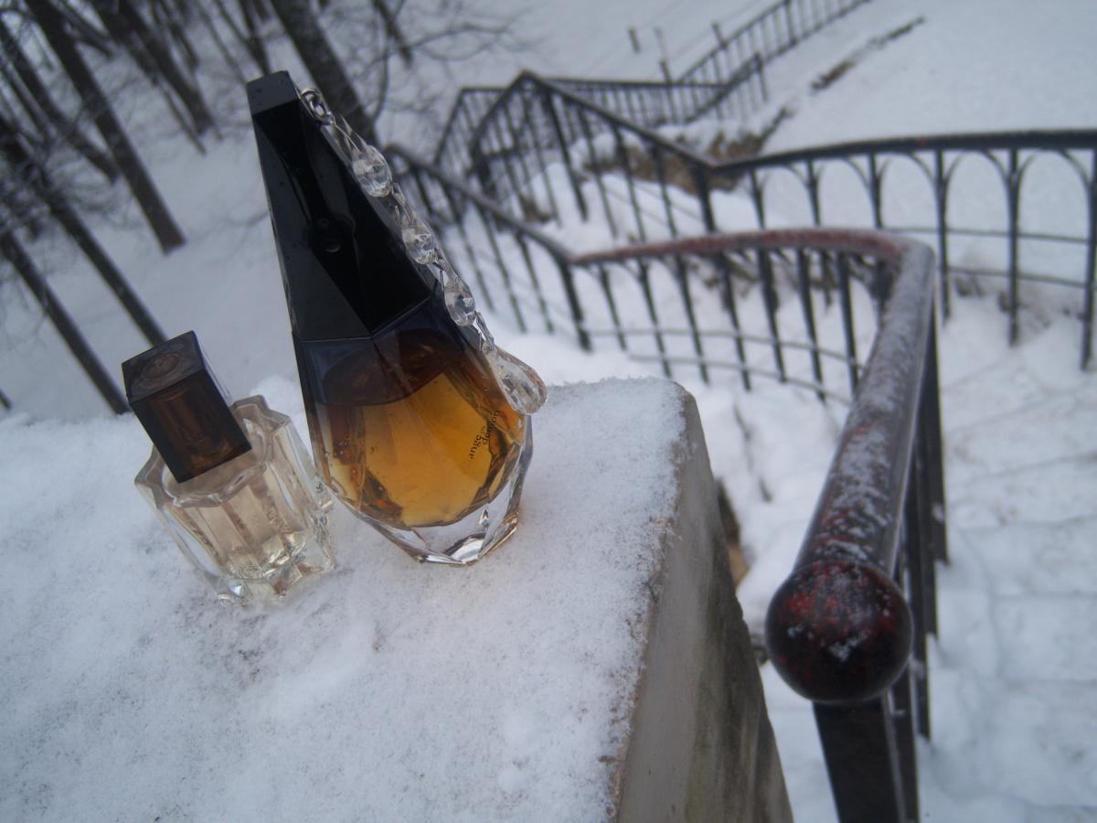 عطر ادکلن ساینچر اریفلیم - Signature Oriflame - بررسی، قیمت و خرید