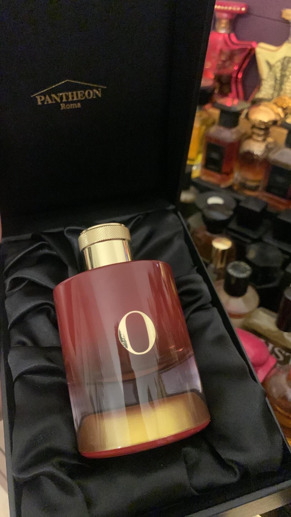 عطر ادکلن او پانتئون روم - O Pantheon Roma - بررسی، قیمت و خرید