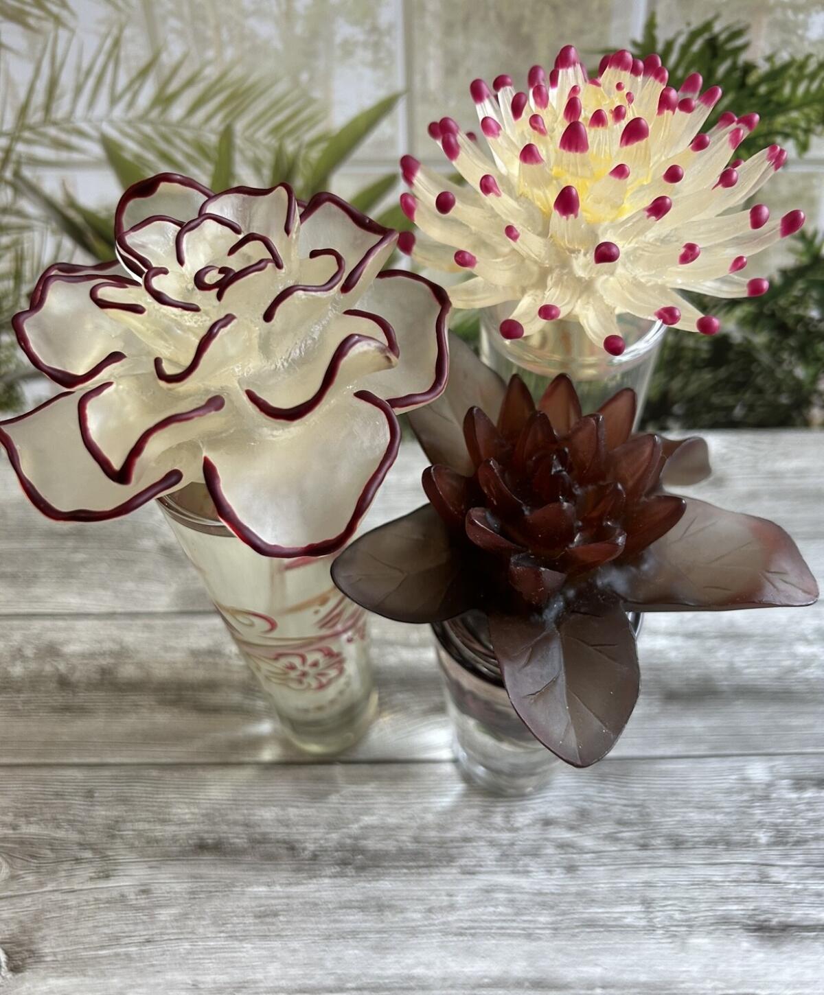 عطر ادکلن بنفشه نایت جونیاد پرفیومز - Banafsaj Night Junaid Perfumes - بررسی، قیمت و خرید