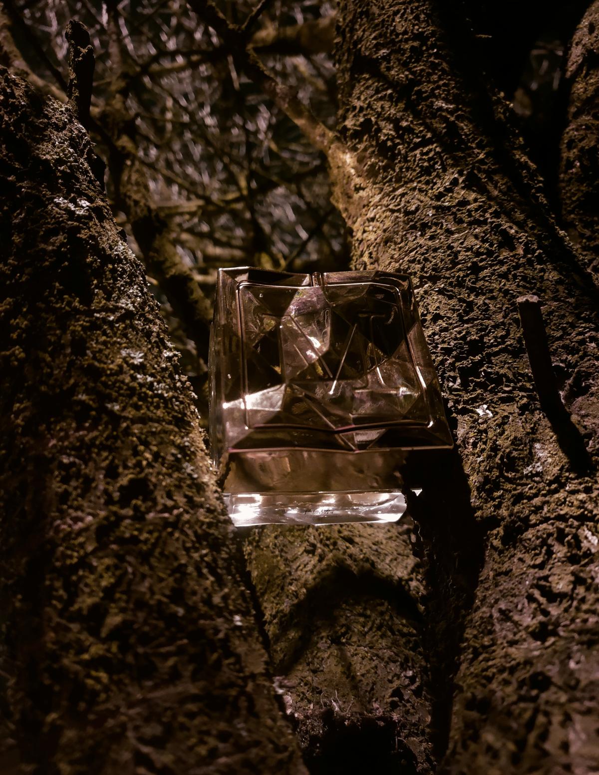 عطر ادکلن اِم بای مارسل مارونژیو اوریفلیم - M by Marcel Marongiu Oriflame - بررسی، قیمت و خرید