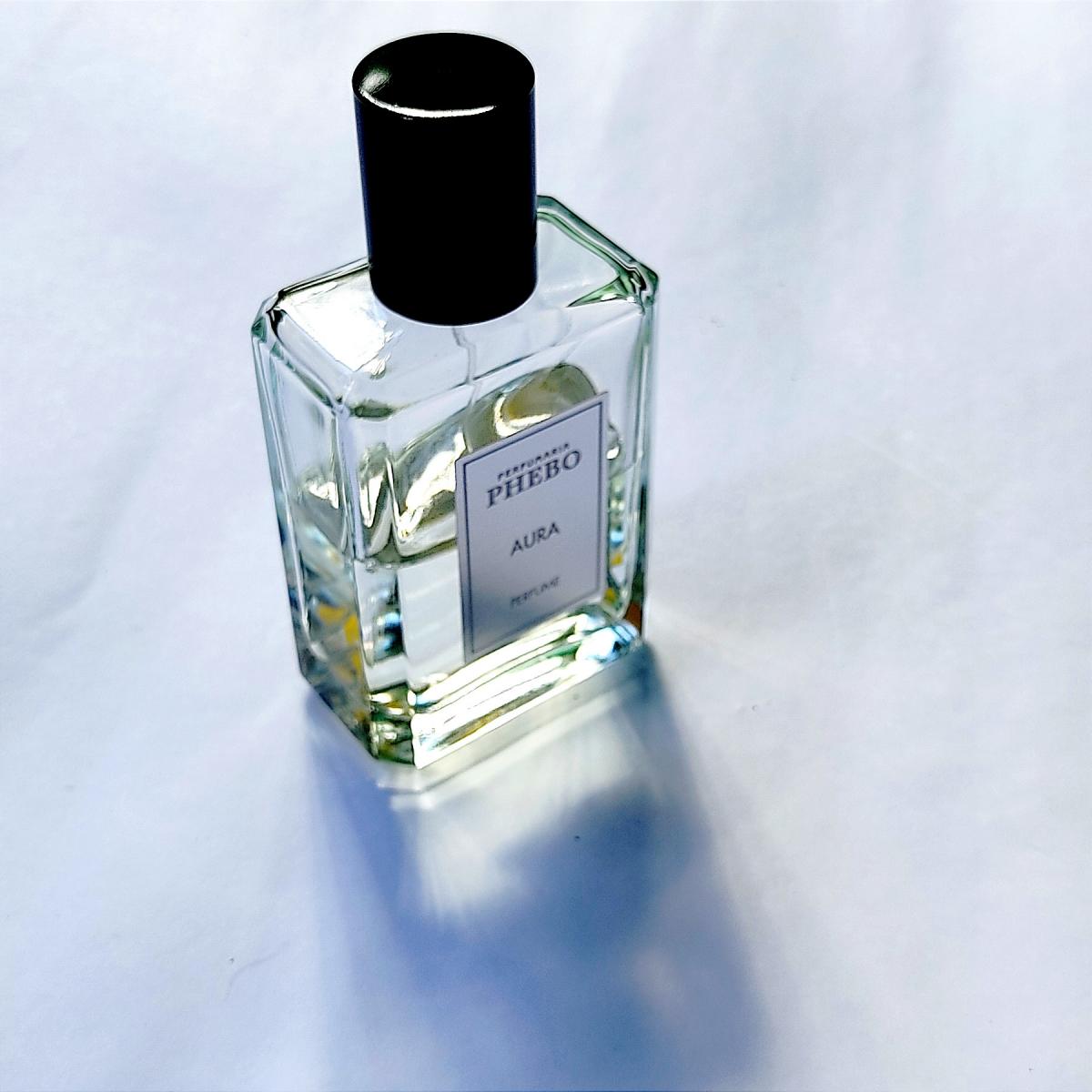 عطر ادکلن اُرا فیبو - Aura Phebo - بررسی، قیمت و خرید