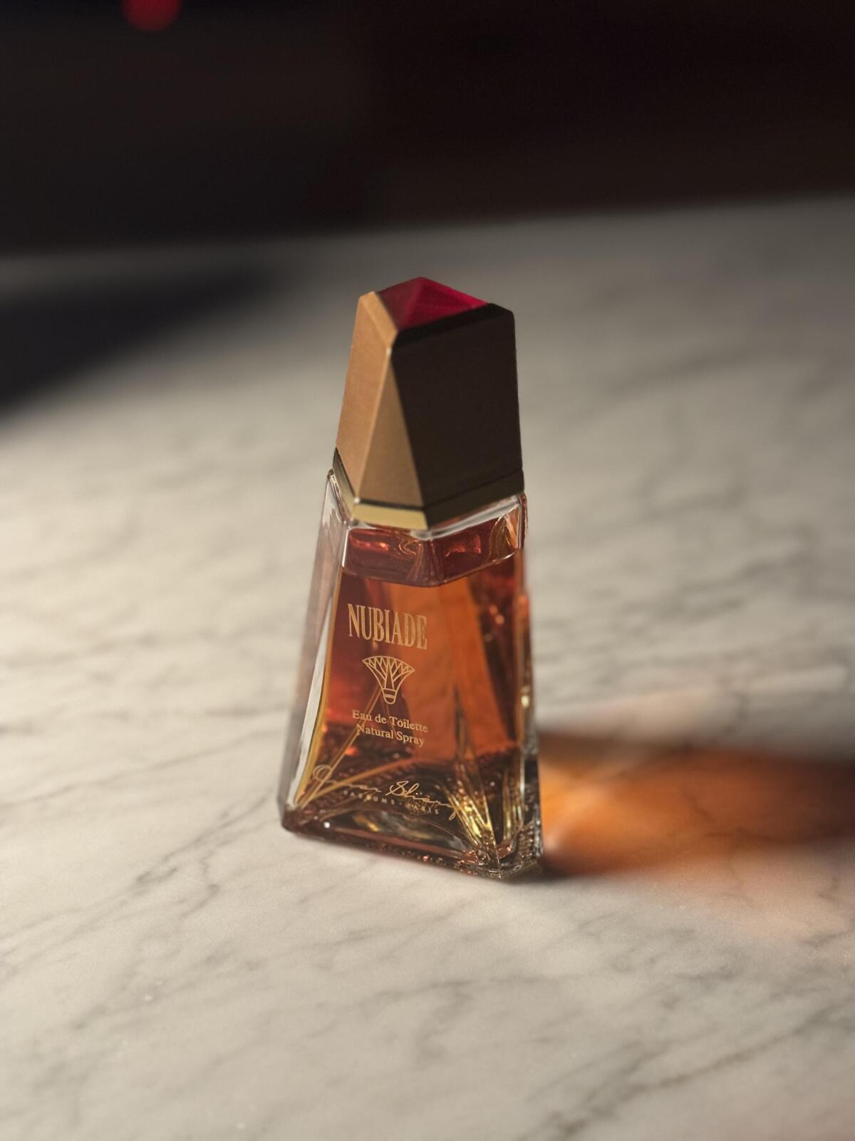 عطر ادکلن نوبیاد عمر شریف - Nubiade Omar Sharif - بررسی، قیمت و خرید