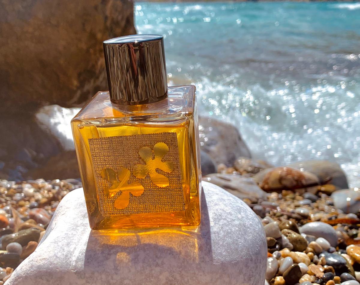 عطر ادکلن ونیل مارین میکالف - Vanille Marine M. Micallef - بررسی، قیمت و خرید