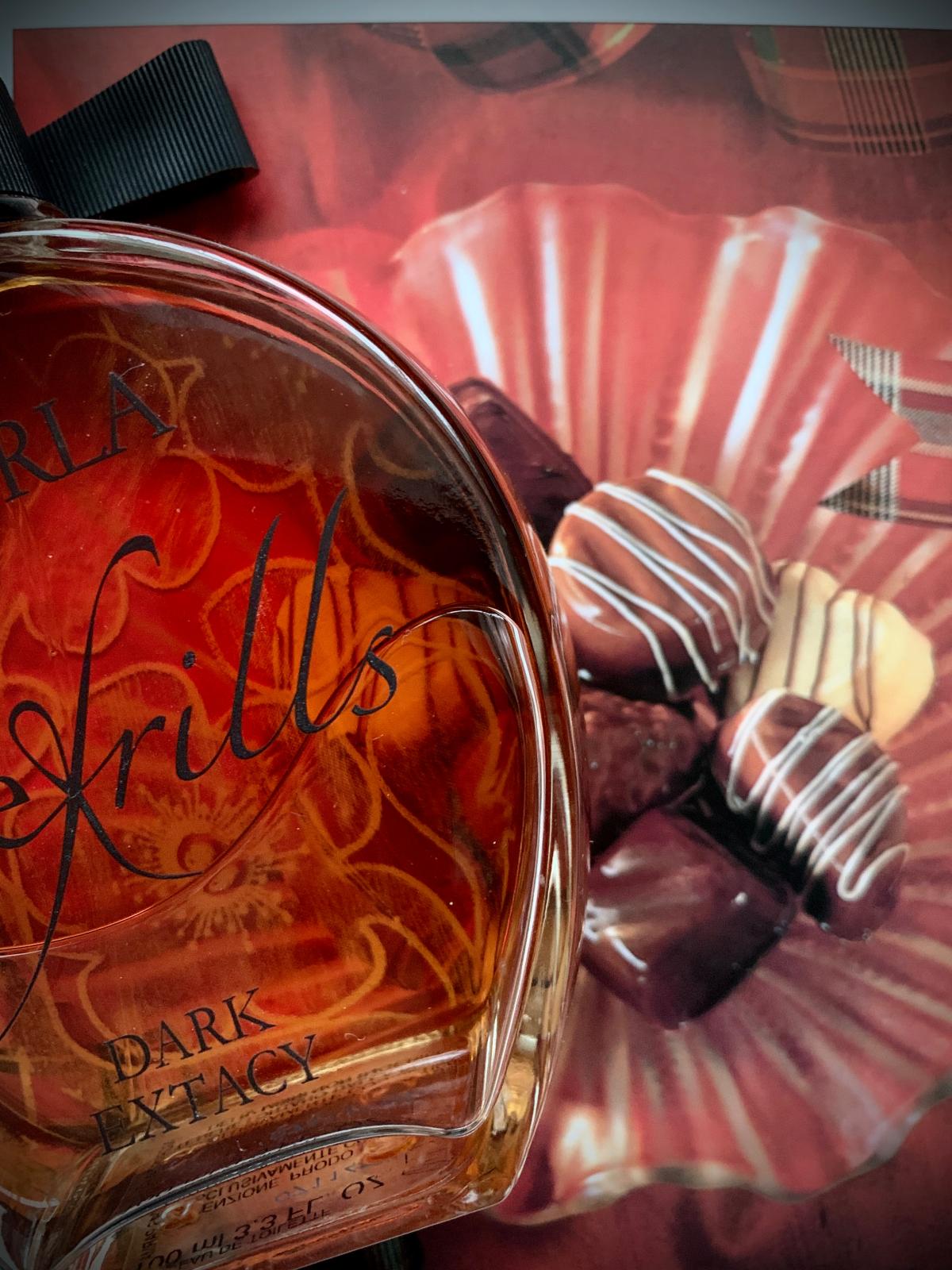 عطر ادکلن دارک اکسِتسی لا پرلا - Dark Extacy La Perla - بررسی، قیمت و خرید