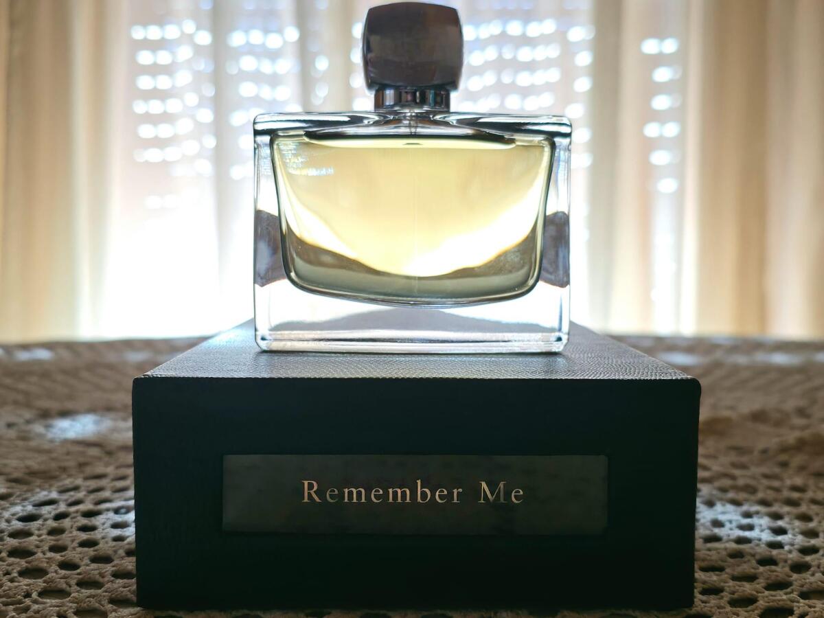 عطر ادکلن ریممبر می جووی پاریس - Remember Me Jovoy Paris - بررسی، قیمت و خرید