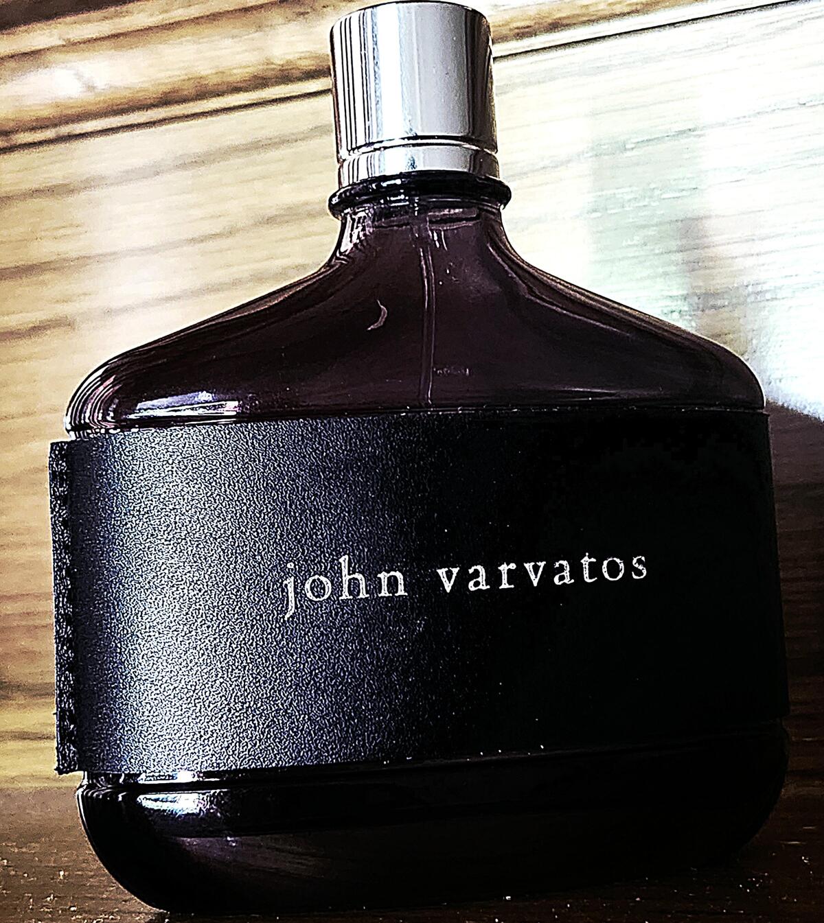 عطر ادکلن جان وارواتوس جان وارواتوس - John Varvatos John Varvatos - بررسی، قیمت و خرید