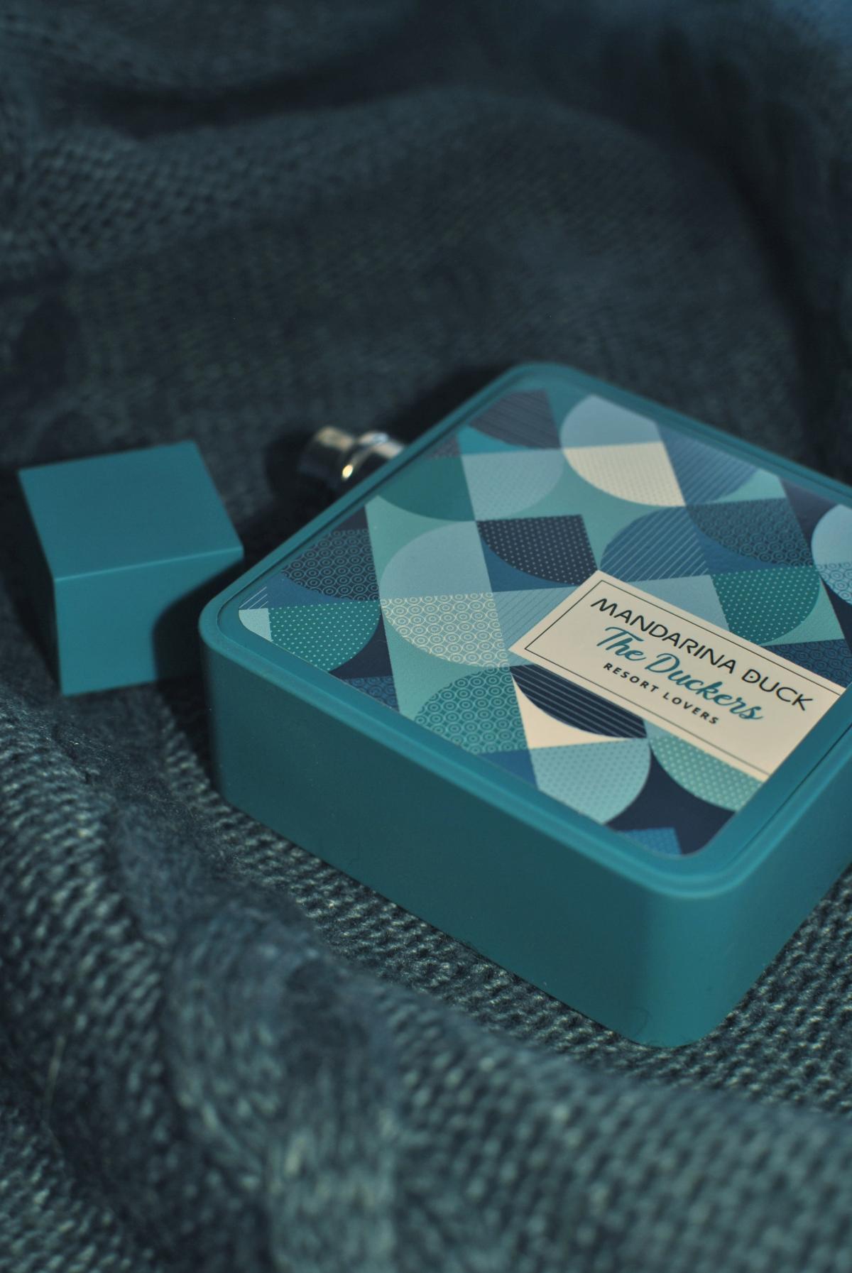 عطر ادکلن ریزورت لاورز ماندارینا داک - Resort Lovers Mandarina Duck - بررسی، قیمت و خرید