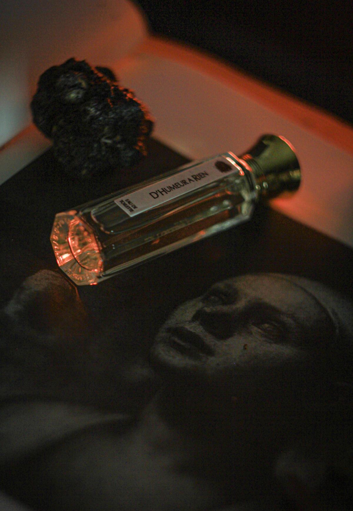 عطر ادکلن دی اومور اریِن لرتیسان پارفومر - D'Humeur a Rien L'Artisan Parfumeur - بررسی، قیمت و خرید