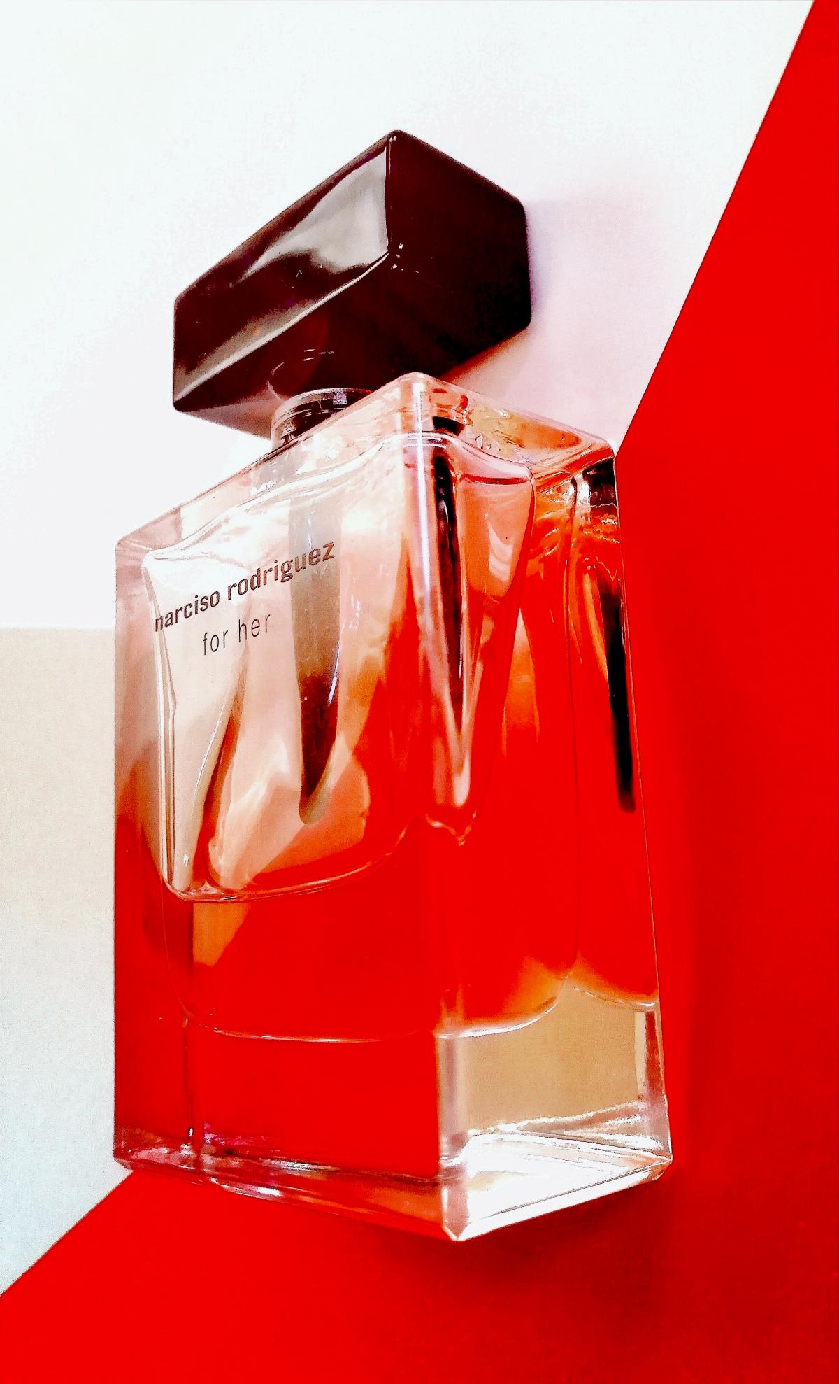 عطر ادکلن نارسیسو رودریگز فور هر اویل ماسک پرفیوم نارسیسو رودریگز - Narciso Rodriguez For Her Oil Musc Parfum Narciso Rodriguez - بررسی، قیمت و خرید