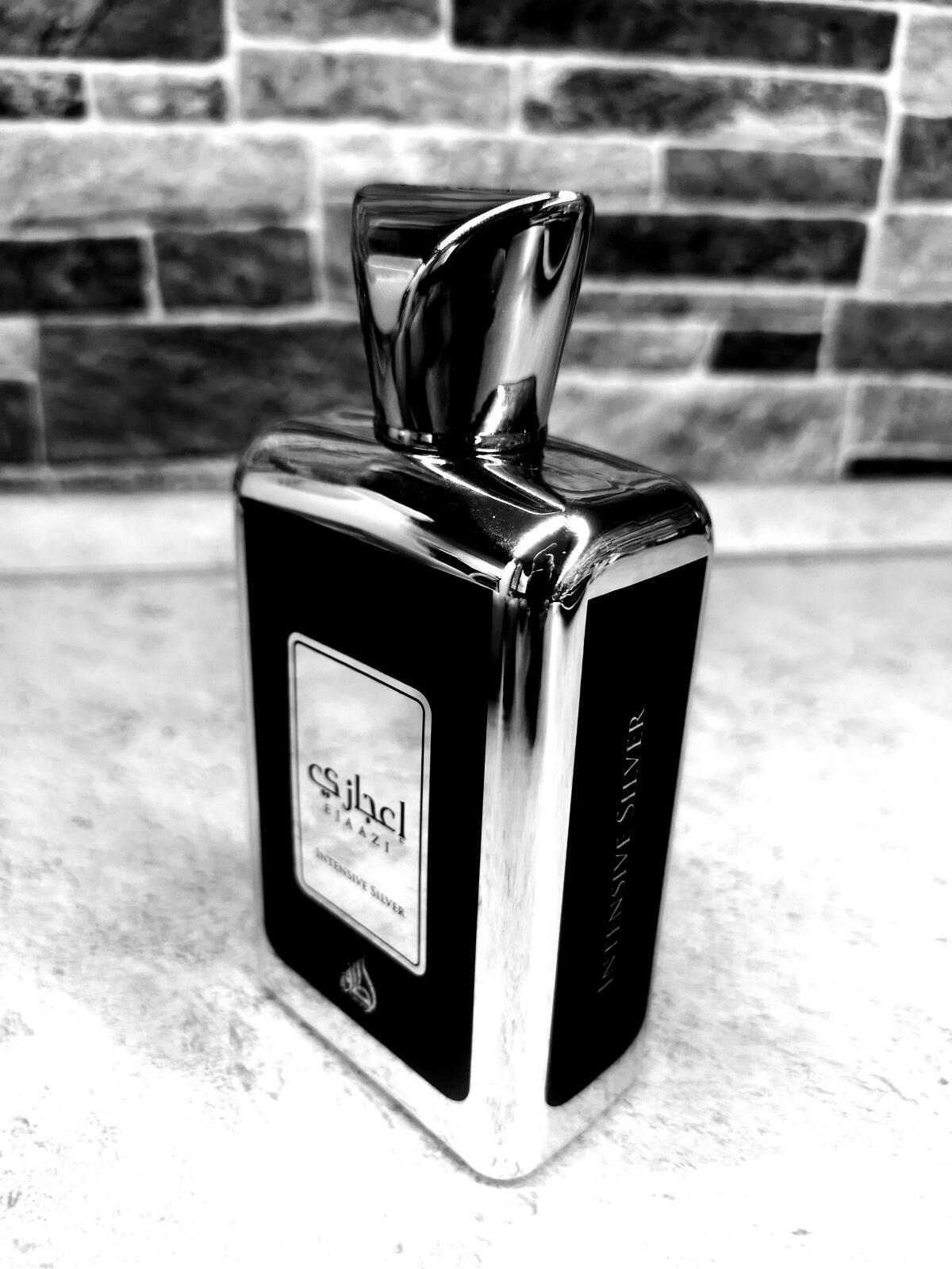 عطر ادکلن ایجازی اینتنس سیلور لتافا پرفیومز - Ejaazi Intensive Silver Lattafa Perfumes - بررسی، قیمت و خرید