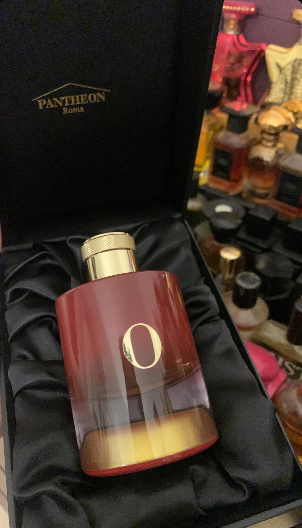 عطر ادکلن او پانتئون روم - O Pantheon Roma - بررسی، قیمت و خرید