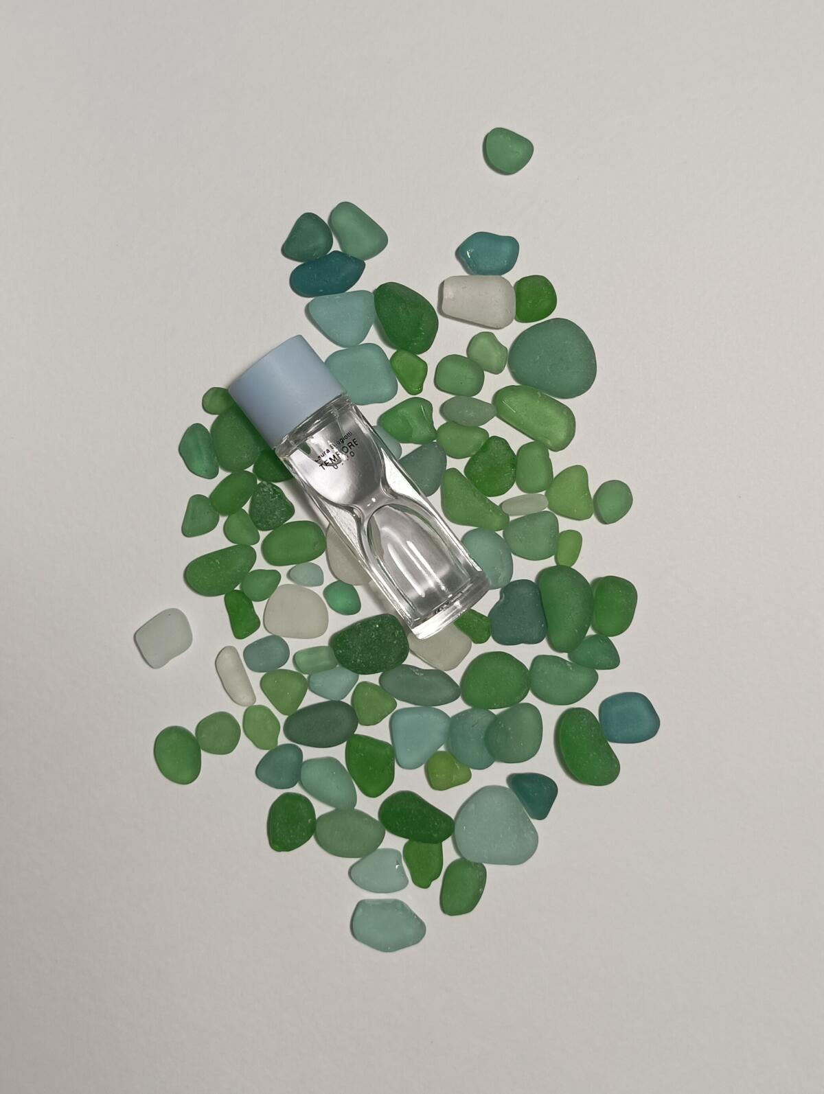 عطر ادکلن تمپوره اوومو لورا بیاجوتی - Tempore Uomo Laura Biagiotti - بررسی، قیمت و خرید