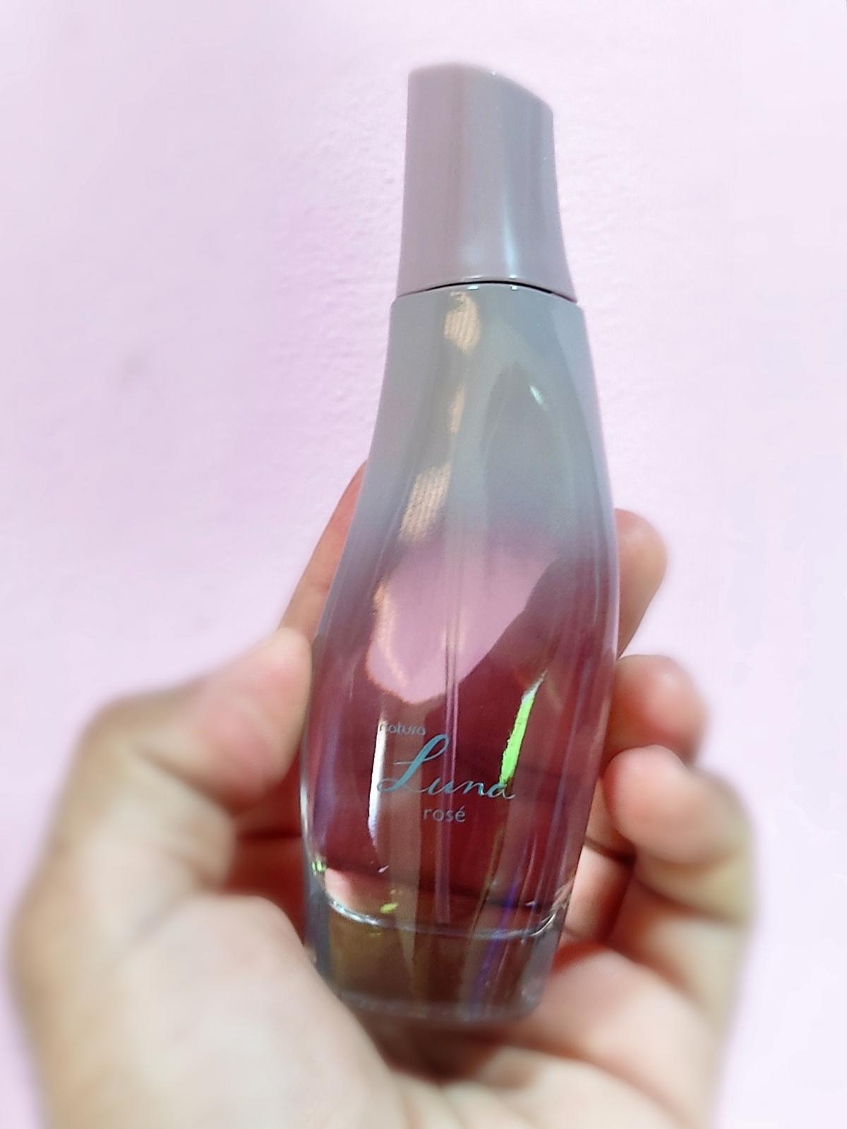عطر ادکلن لوناروزه ناتورا - Luna Rosé Natura - بررسی، قیمت و خرید