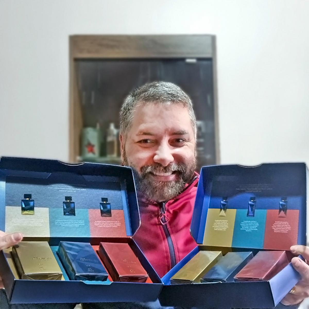 عطر ادکلن اسنشیال عود پیمنتا ناتورا - Essencial Oud Pimenta Natura - بررسی، قیمت و خرید