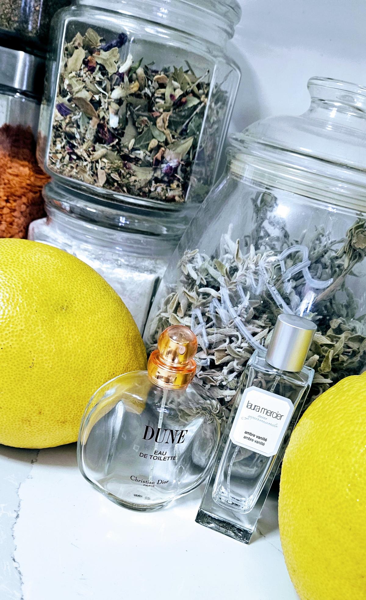 عطر ادکلن امبر وانیل ادو پارفوم لورا مرسیر - Ambre Vanille Eau de Parfum Laura Mercier - بررسی، قیمت و خرید