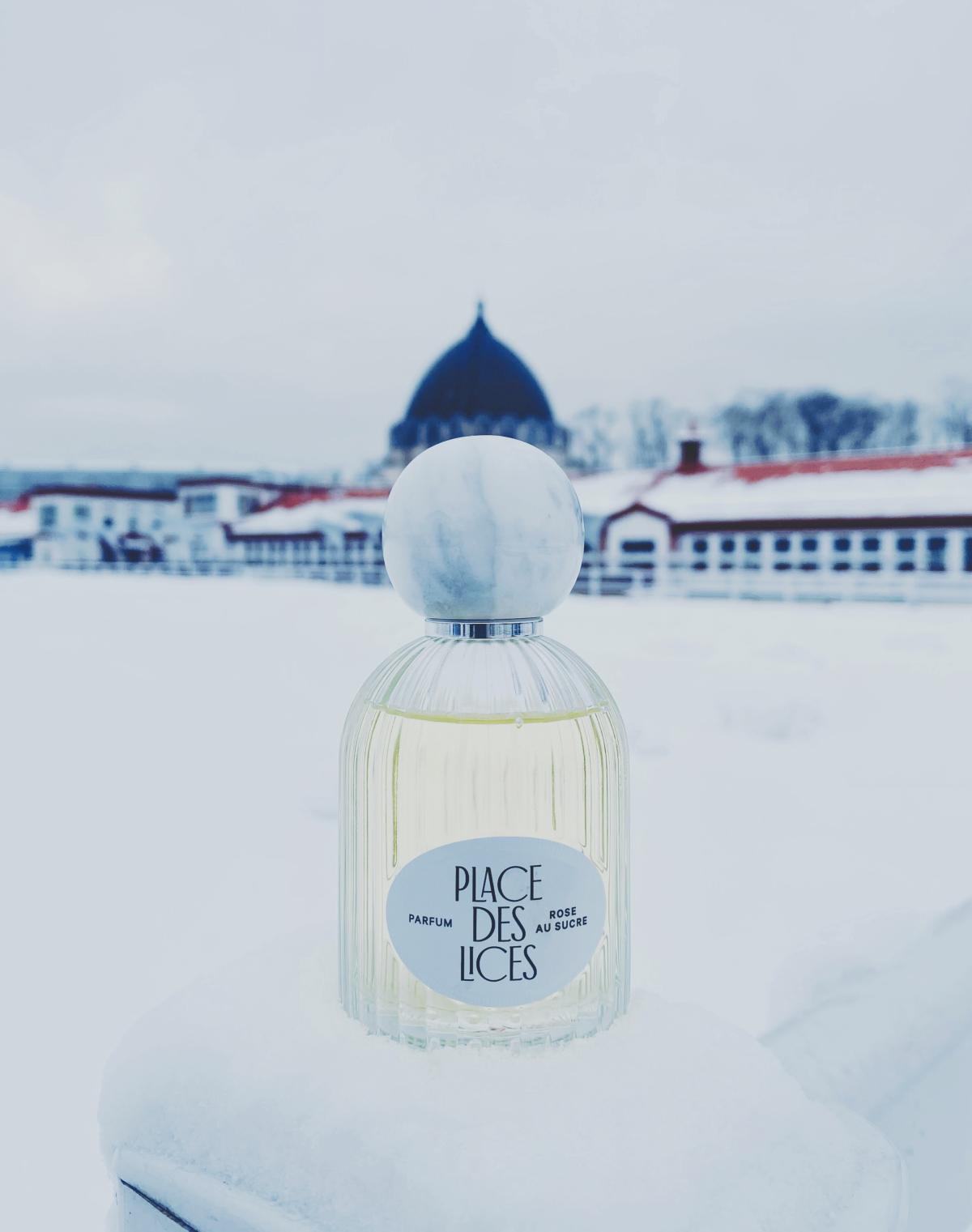 عطر ادکلن رز او سوکر پلاس دِ لیس - Rose au Sucre Place des Lices - بررسی، قیمت و خرید