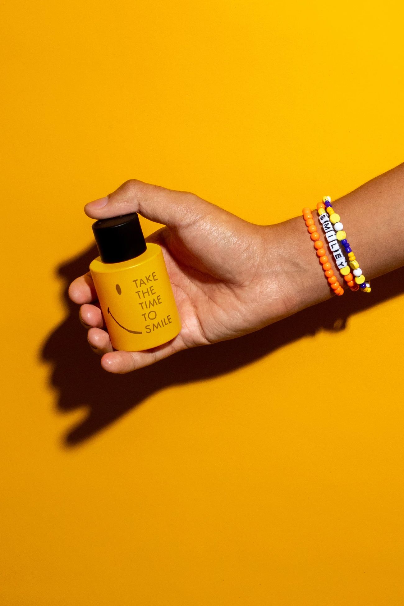 عطر ادکلن هپی پلیس اسمایلی لنووی پارفیومز - Happy Place Smiley L’envie Parfums - بررسی، قیمت و خرید