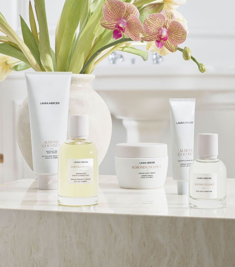 عطر ادکلن آلِمُند کوکونَت او دِ پَرفیوم لورا مرسیه - Almond Coconut Eau de Parfum Laura Mercier - بررسی، قیمت و خرید
