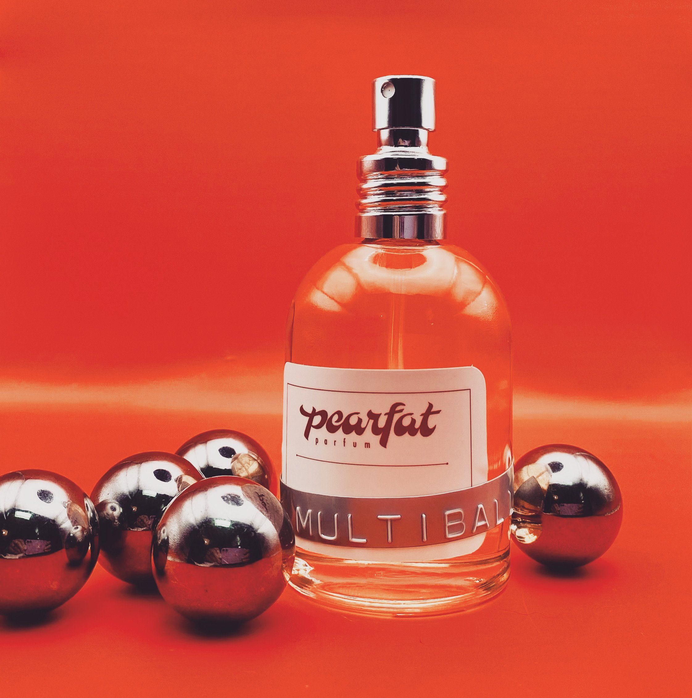عطر ادکلن مالتی بال پرفات پارفوم - Multiball Pearfat Parfum - بررسی، قیمت و خرید