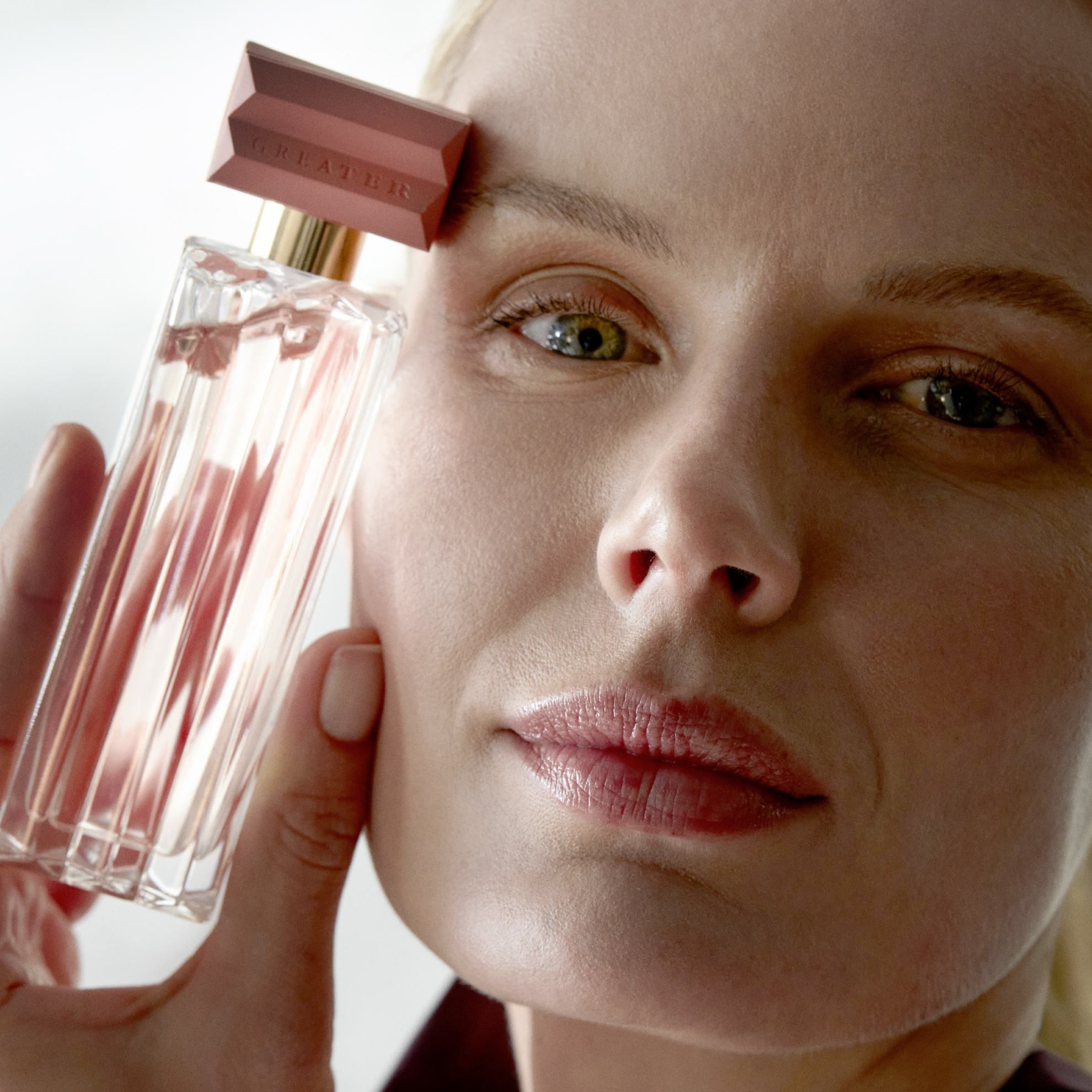 عطر ادکلن گریتر فور هر اوریفلیم - Greater for Her Oriflame - بررسی، قیمت و خرید