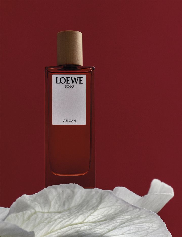 عطر ادکلن سولو ولکان لووه - Solo Vulcan Loewe - بررسی، قیمت و خرید