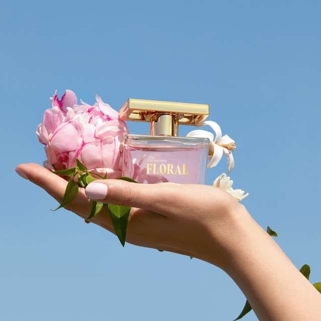 عطر ادکلن میس جوردانی فلورال اوریف‌لیم - Miss Giordani Floral Oriflame - بررسی، قیمت و خرید