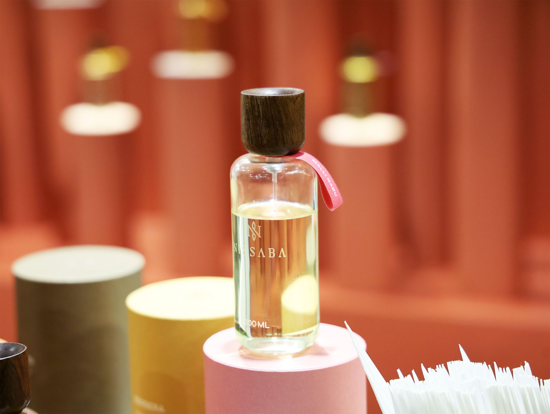 عطر ادکلن مالی نادو نیسابا - MALLI NADU Nissaba - بررسی، قیمت و خرید