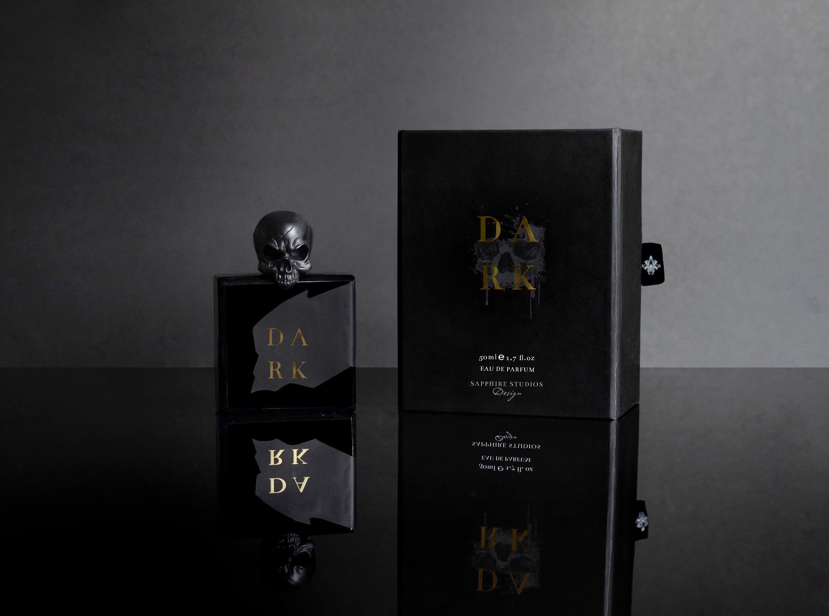 عطر ادکلن دارک سَفایر استودیو - Dark Sapphire Studios - بررسی، قیمت و خرید