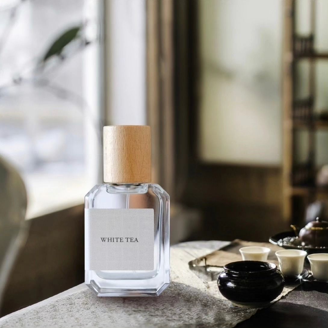 عطر ادکلن وایت تی پرواد - White Tea Proad - بررسی، قیمت و خرید