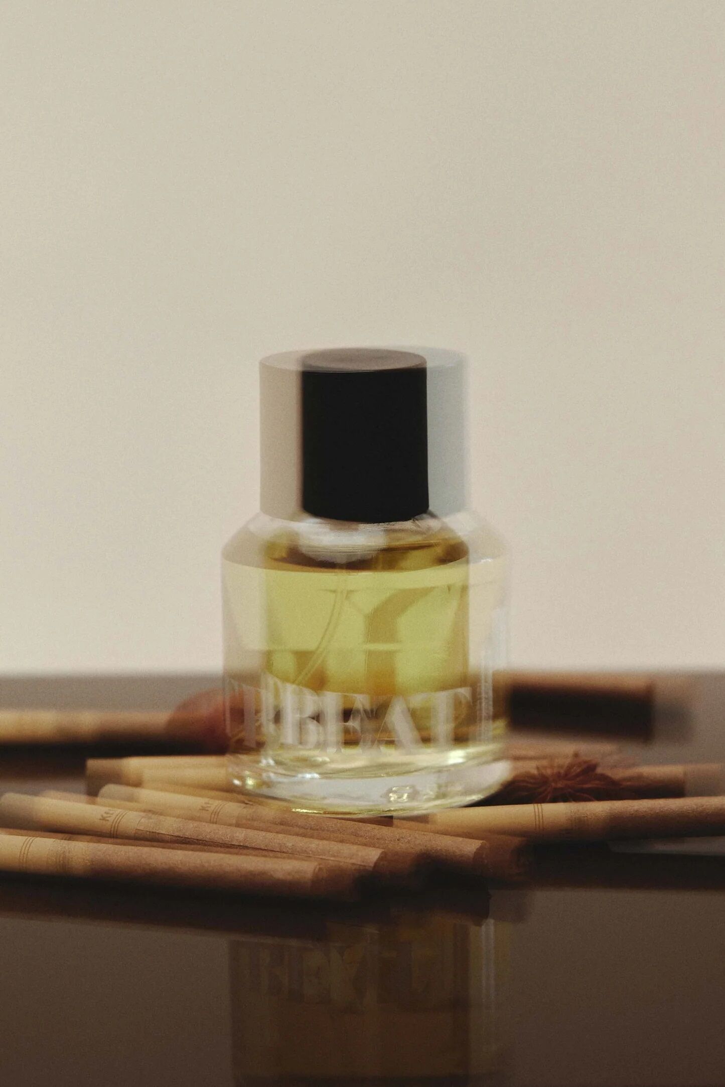 عطر ادکلن هوی هارت‌بیت نو برینر - Heavy Heartbeat No Brainer - بررسی، قیمت و خرید