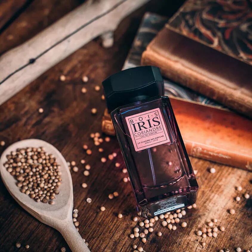 عطر ادکلن ایریس کوریاندر لا کلوزری د پغفوم - Iris Coriandre La Closerie des Parfums - بررسی، قیمت و خرید