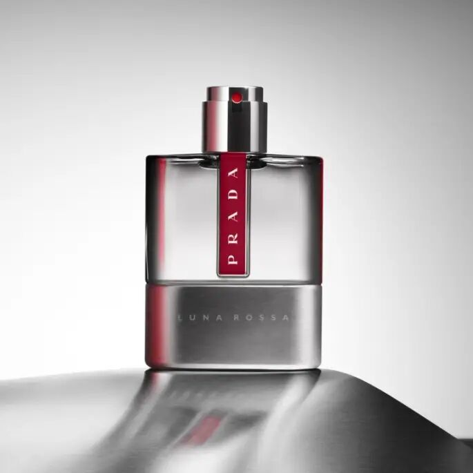 عطر ادکلن لوناروسا دوهزار و بیست و چهار پِرادا - Luna Rossa 2024 Prada - بررسی، قیمت و خرید