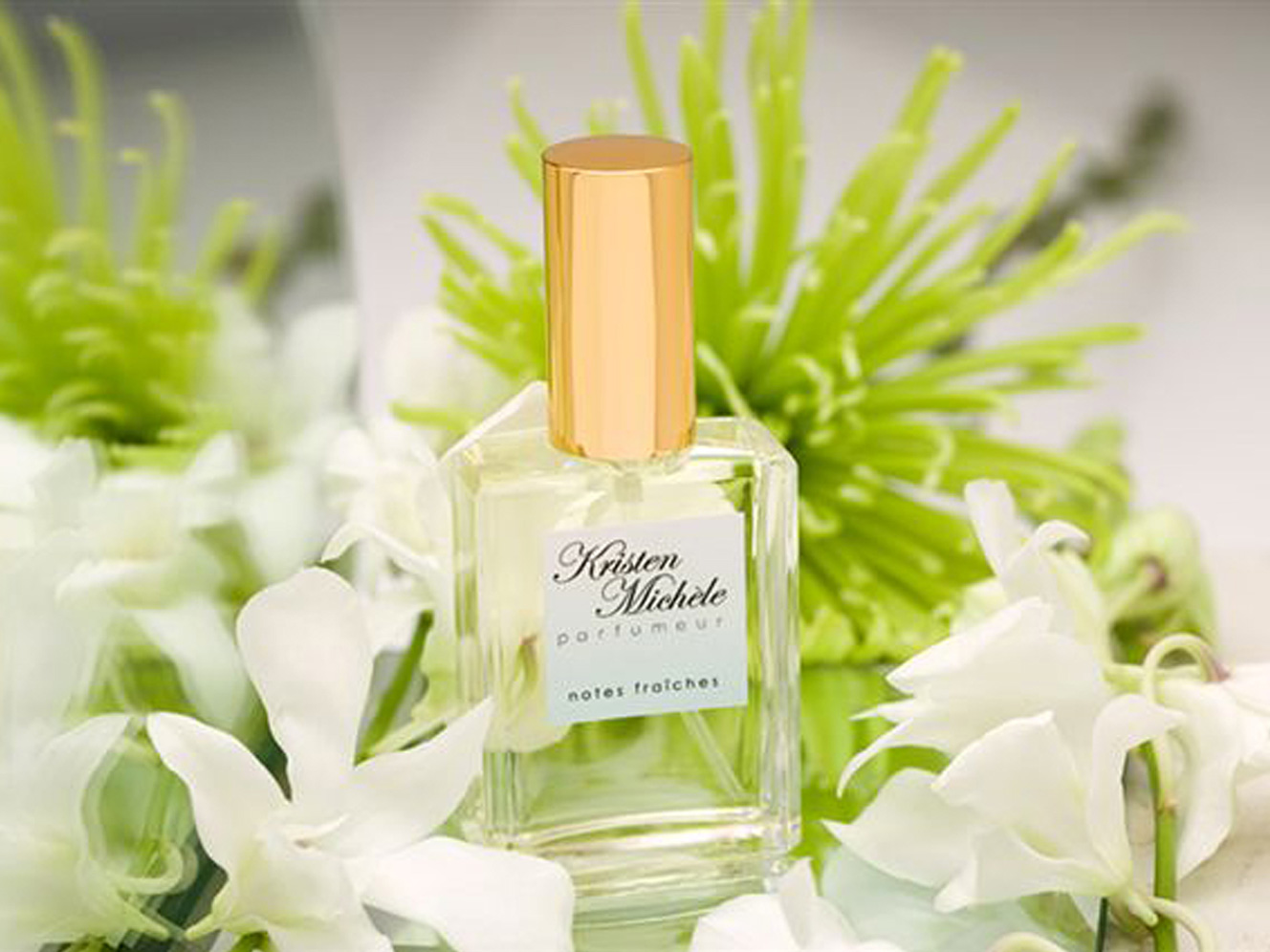 عطر ادکلن نوتس فِرَش کریستن میشل - Notes Fraiches Kristen Michele - بررسی، قیمت و خرید