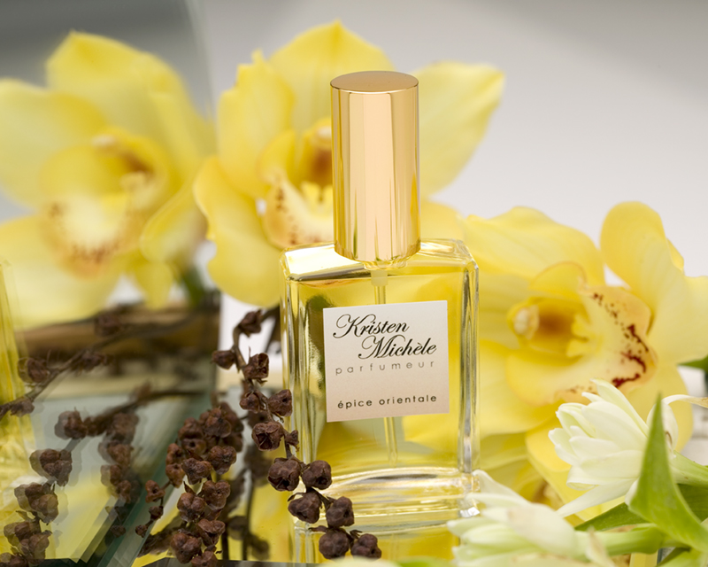 عطر ادکلن اِپیس اُریانتال کریستن میشل - Epice Orientale Kristen Michele - بررسی، قیمت و خرید