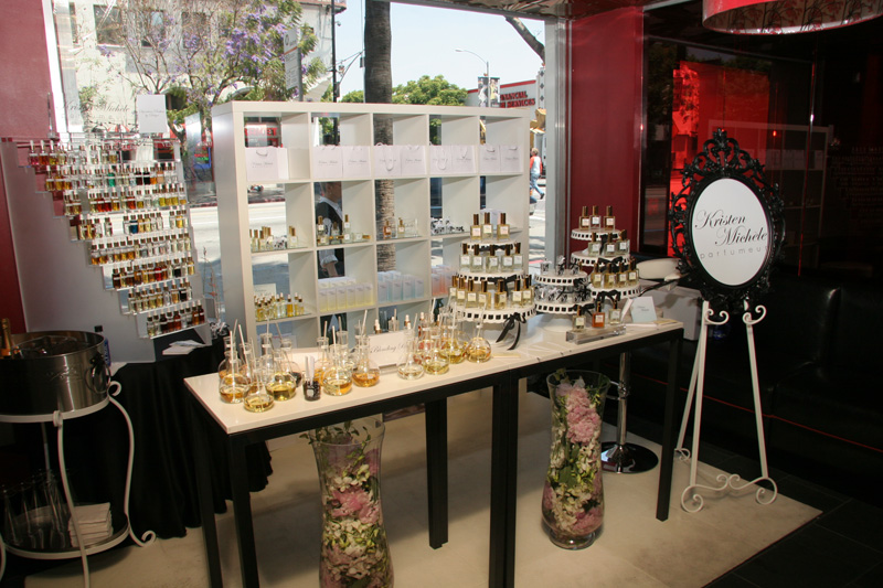 عطر ادکلن اِپیس اُریانتال کریستن میشل - Epice Orientale Kristen Michele - بررسی، قیمت و خرید