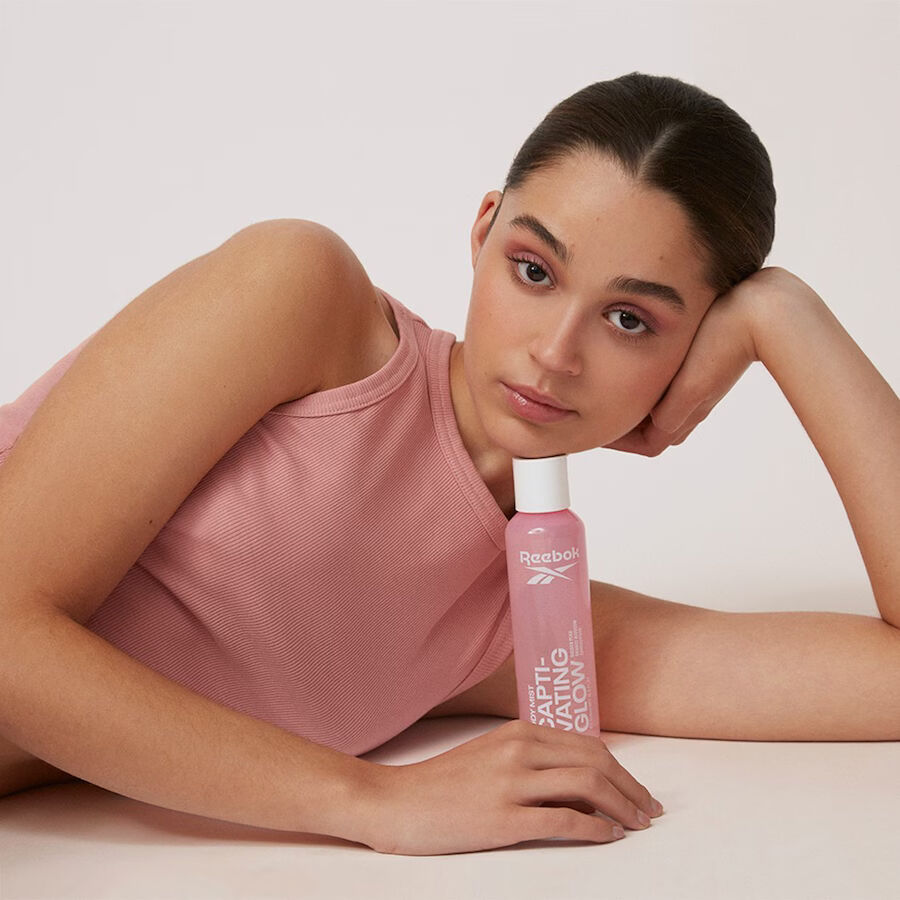 عطر ادکلن کپتیویتینگ گلو ریباک - Captivating Glow Reebok - بررسی، قیمت و خرید