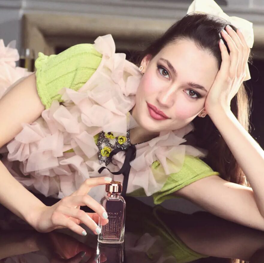 عطر ادکلن اکلا فستیویته اوریفلیم - Eclat Festivité Oriflame - بررسی، قیمت و خرید