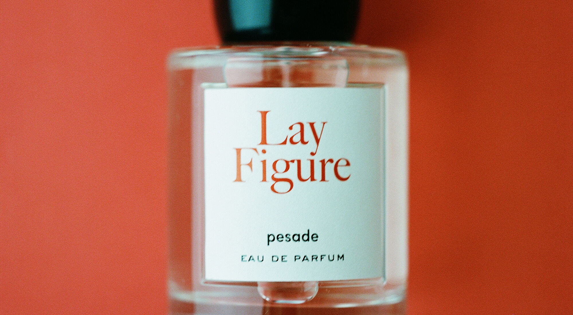 عطر ادکلن لِی فیگِر پساده - Lay Figure Pesade - بررسی، قیمت و خرید