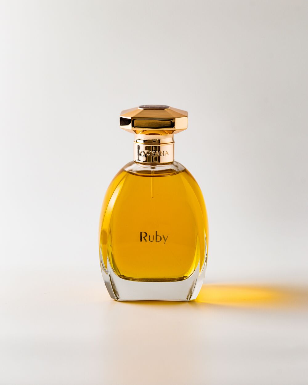 عطر ادکلن روبی اوکیانا - Ruby Ocyana - بررسی، قیمت و خرید