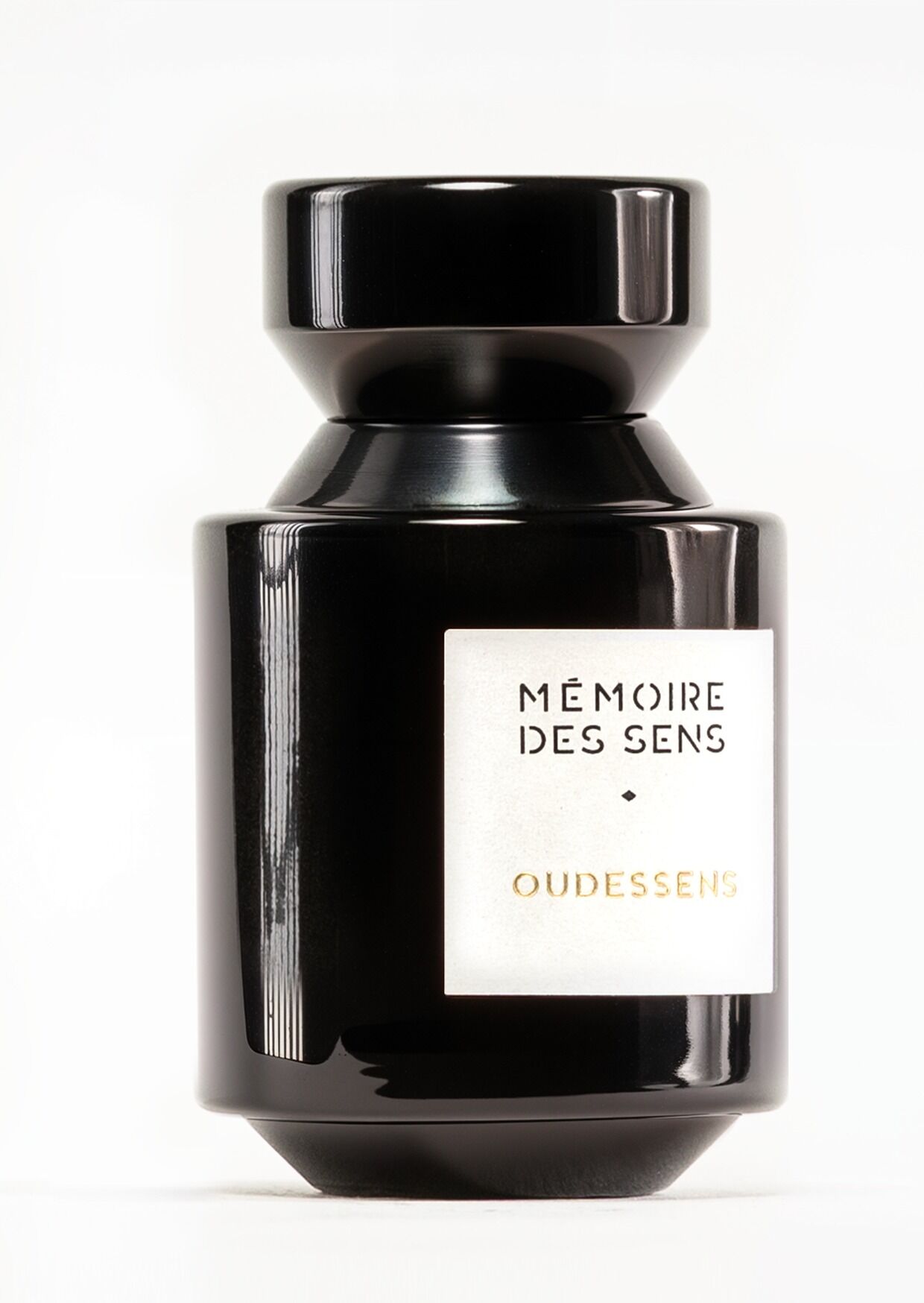 عطر ادکلن اودسنز مموآر د سنس - Oudessens Mémoire des Sens - بررسی، قیمت و خرید