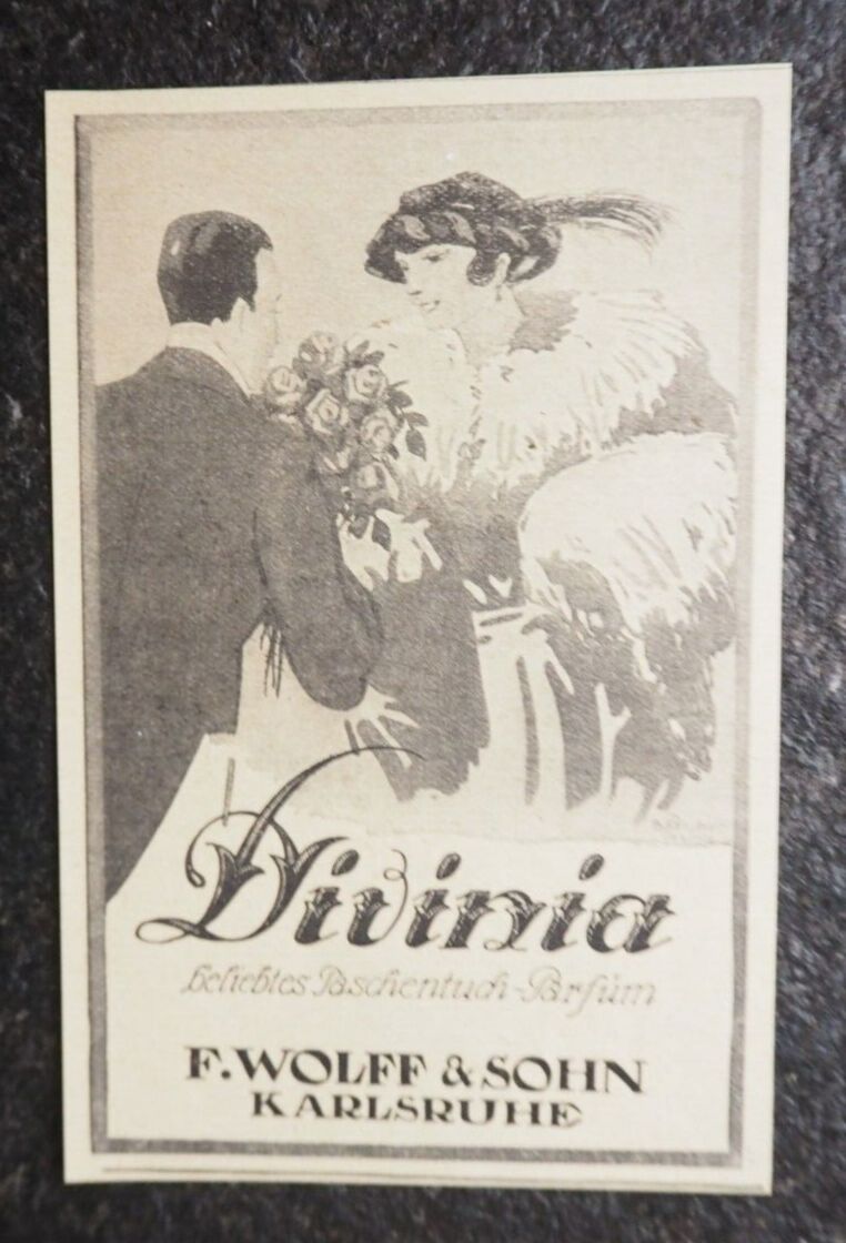 عطر ادکلن دی‌وینیا ف. وُلف و زون - Divinia F. Wolff & Sohn - بررسی، قیمت و خرید