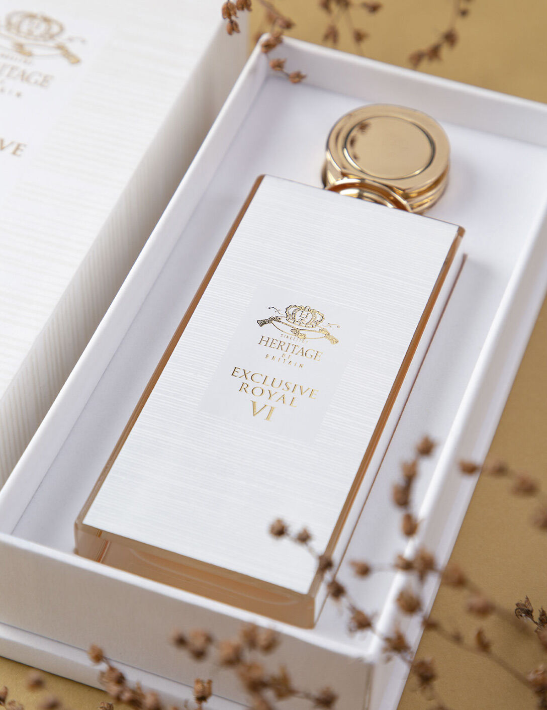 عطر ادکلن اکسکلوسیو رویال وی‌آی هریتیج پرفیوم - Exclusive Royal VI Heritage Perfume - بررسی، قیمت و خرید