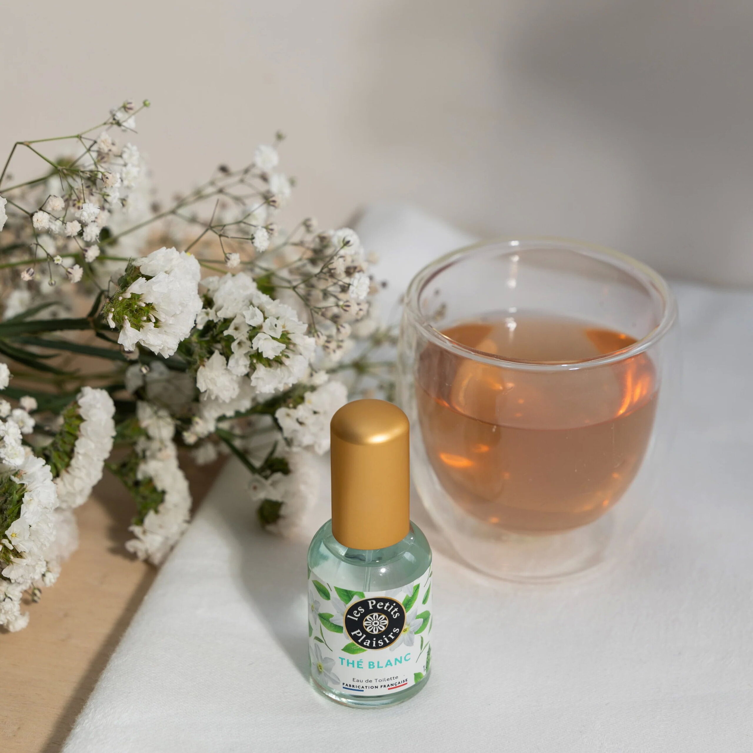 عطر ادکلن ته بلان له پِتی پلِزیر - Thé Blanc Les Petits Plaisirs - بررسی، قیمت و خرید