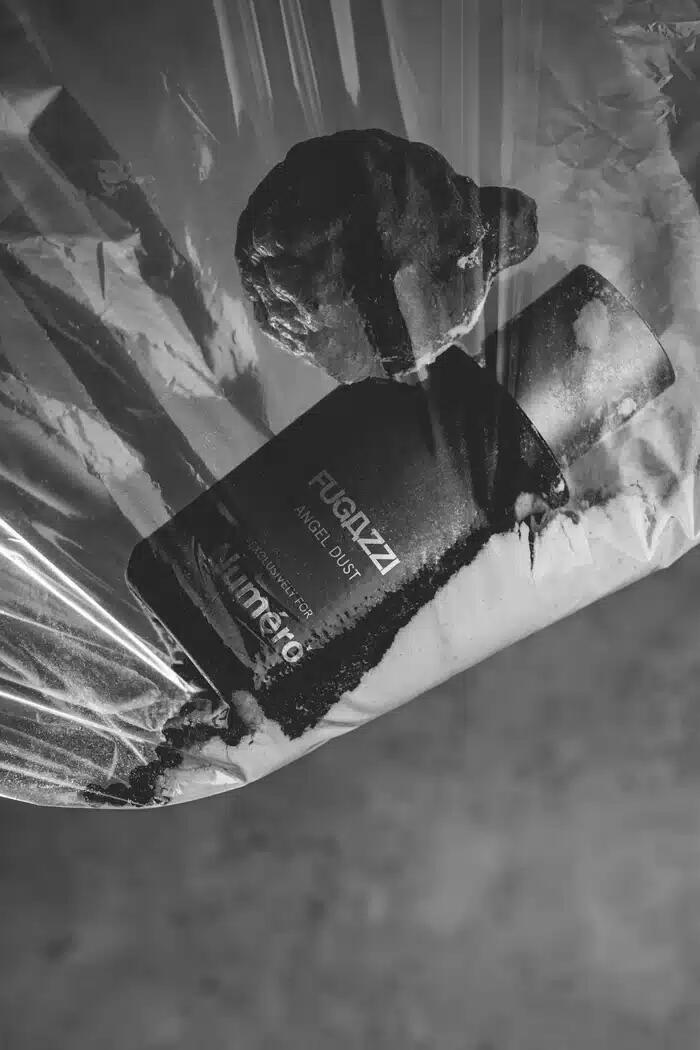 عطر ادکلن انجل داست ایکس نومرو فوگازی - Angel Dust x Numéro Fugazzi - بررسی، قیمت و خرید